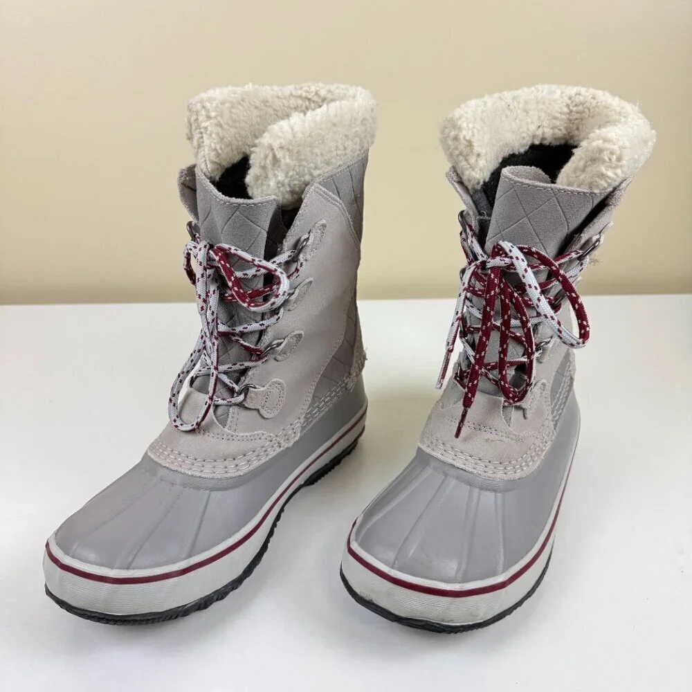 EUC L.L. Bean Insulated Lace Up Waterproof Winter Boots